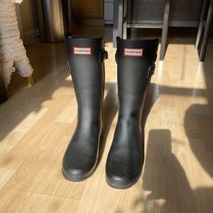 Hunter refined rain boots